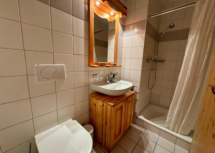 Apartament Cosy In Out In Haute Pracondu - Draps Serviettes Et Nettoyage Inclus