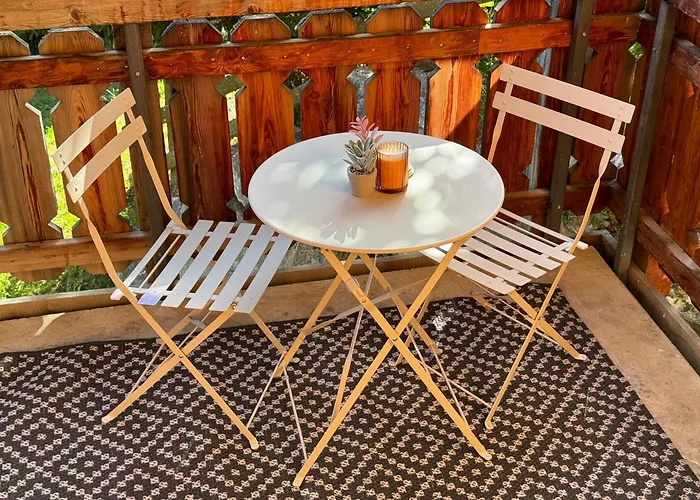 Cosy In Out In Haute Pracondu - Draps Serviettes Et Nettoyage Inclus * ナンダ